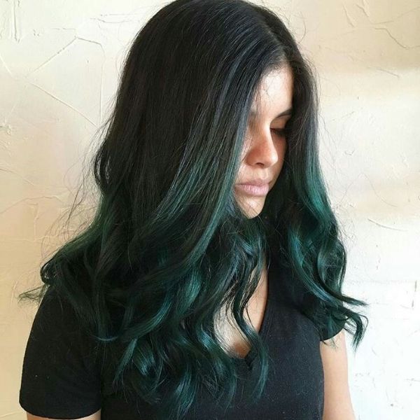 Dark green permanent hair dye 