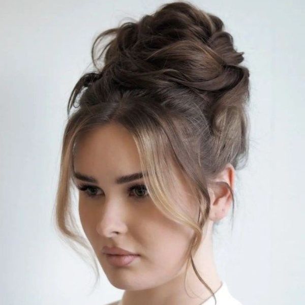 Knot-and-go Formal Hair