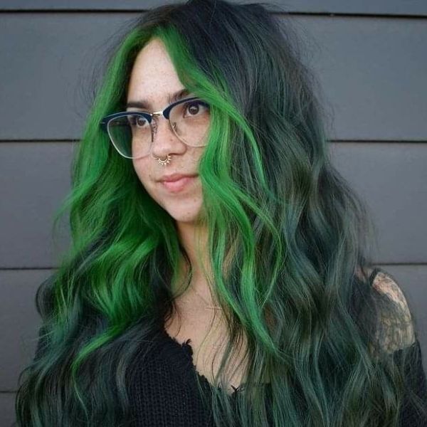 Temporary green hair dye for dark hair 